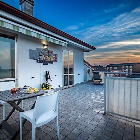Il Terrazzo Sul Tramonto Lejlighed Bastiglia Eksteriør billede